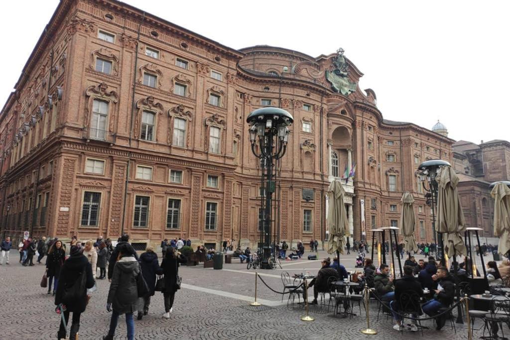 Domus Nova - Una Finestra Sui Tetti Turim Exterior foto