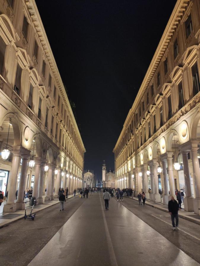 Domus Nova - Una Finestra Sui Tetti Turim Exterior foto