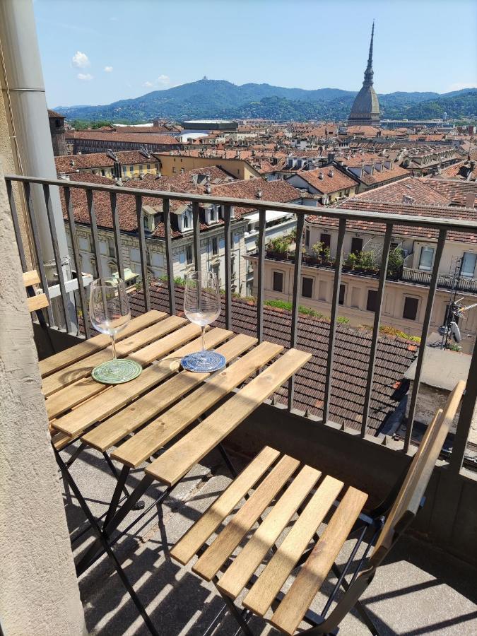 Domus Nova - Una Finestra Sui Tetti Turim Exterior foto